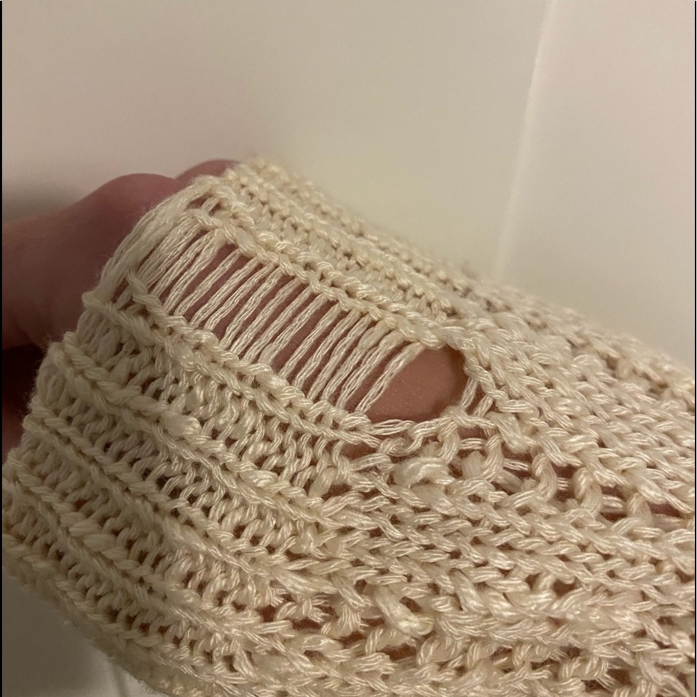Charming Cream Sweater - Picture 4 of 5